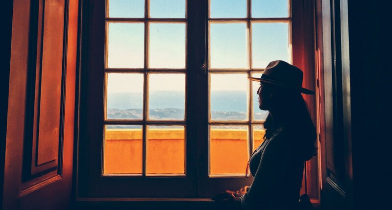 Hatwindow