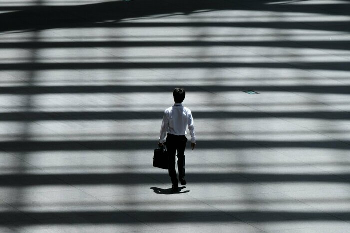 Ryoji iwata s N3235md5 BY unsplash