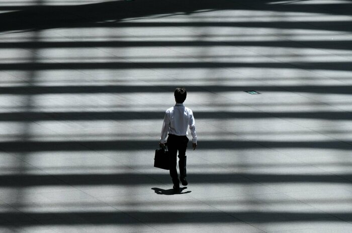 Ryoji iwata s N3235md5 BY unsplash